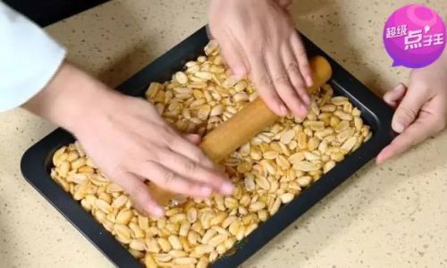 How to Make Peanut Brittle:A Step-by-Step Guide