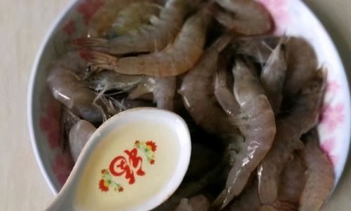 How to Craft Delicious and Nutritious Enoki Mushroom and Prawn Dishes