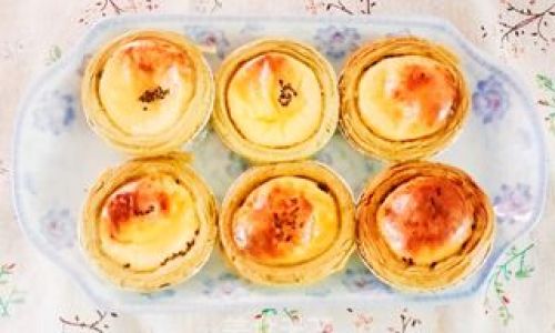 How to Make Delicious Egg Tarts at Home