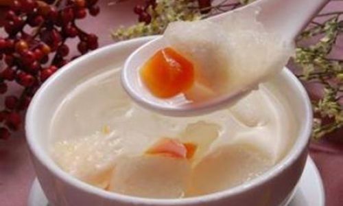 How to Make Delicious and Soothing Pear and Rock Sugar Syrup