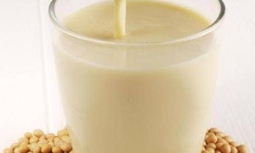How to Make Delicious Homemade Soy Milk