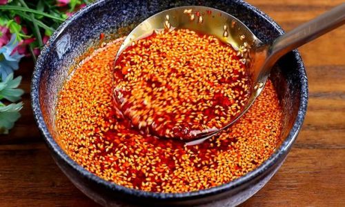 Mastering the Art of Making Delicious Chili Oil