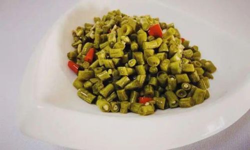 Mastering the Art of Making Delicious Pickles at Home