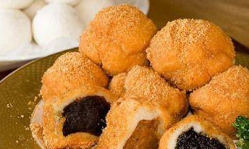How to Fry Fresh Glutinous Rice Balls for a Delightful Treat