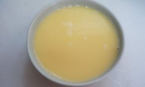 How to Make Steamed Egg Custard in a Microwave