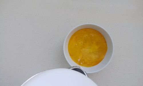 How to Make Steamed Egg Custard in a Microwave