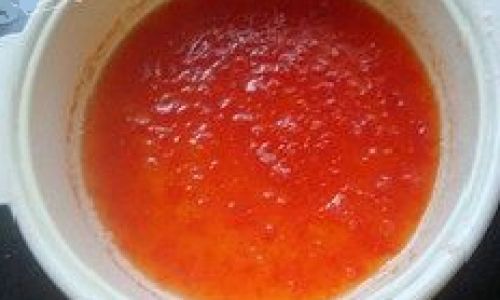 How to Make Homemade Tomato Sauce in a Microwave