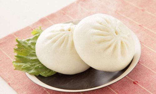 How to Achieve Fluffy Steamed Buns Using a Microwave