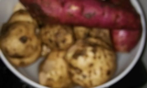 How to Bake Sweet Potatoes in a Microwave Oven