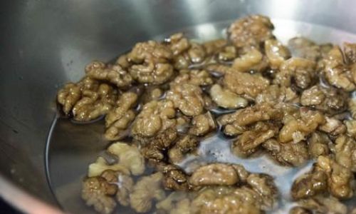 How to Toast Sesame Seeds in a Microwave:A Step-by-Step Guide