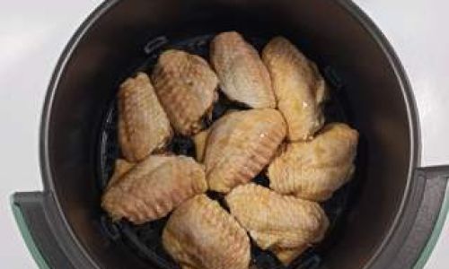 How to Bake Sesame Cakes Using an Air Fryer