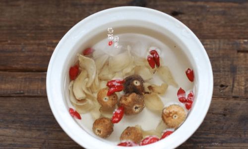 Mastering the Art of Steaming Soup in a Pressure Cooker