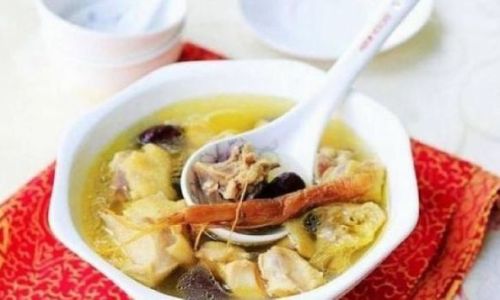 How to Cook Delicious Chicken Soup Using an Electric Rice Cooker