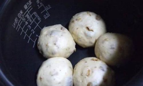 How to Make Bread Using an Electric Rice Cooker