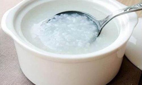 How to Cook Rice Porridge in an Electric Rice Cooker