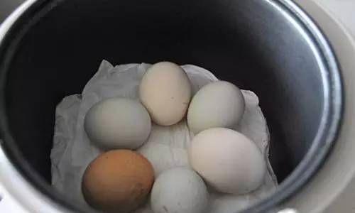 How to Quickly Boil Eggs Using an Electric Rice Cooker