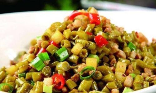 Mastering the Art of Pickling Delicious Sour Green Beans
