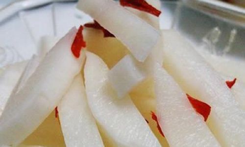 How to Pickle Crispy and Delicious Radish Peels