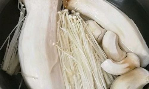 How to Select the Finest Bamboo Fungus Dictyophora indusiata)