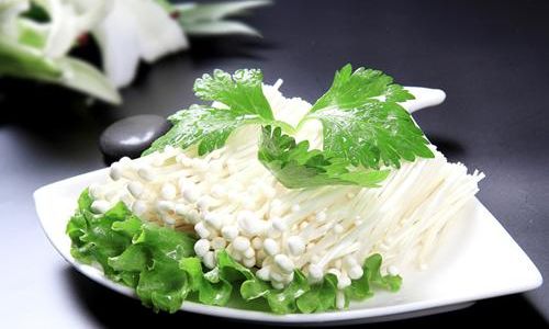 How to Select High-Quality Enoki Mushrooms