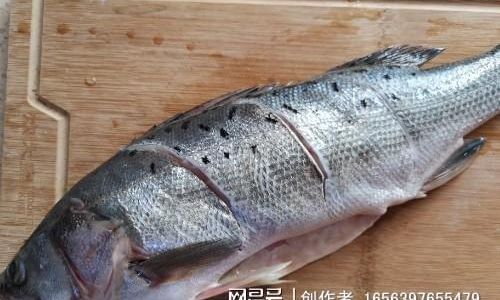 How to Select Fresh Sea Bass:A Comprehensive Guide