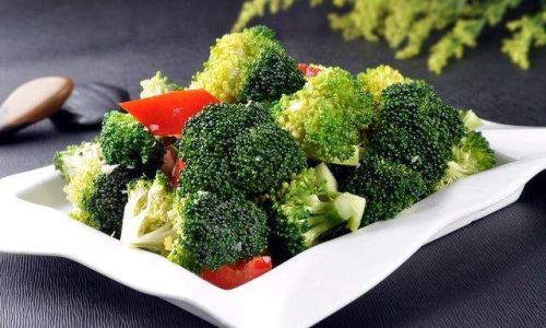 How to Select Delicious Broccoli for Your Table