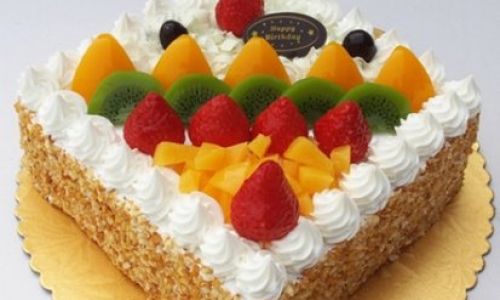 How to Choose a Healthy and Delicious Cake