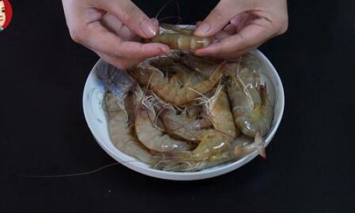 Mastering the Art of Removing Shrimp Veins Without Breaking:A Comprehensive Guide