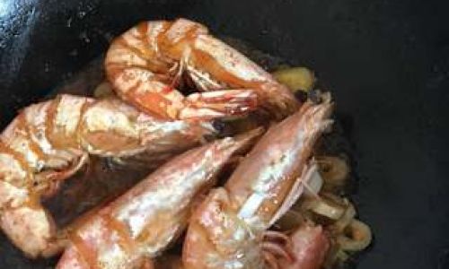 Mastering the Art of Oil-Braised Prawns Using an Electric Skillet