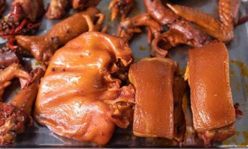 Mastering the Art of Making卤味 Marinated and Spiced Meats)More Flavorful