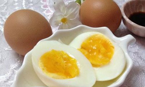 How to Determine if an Egg is Fully Cooked