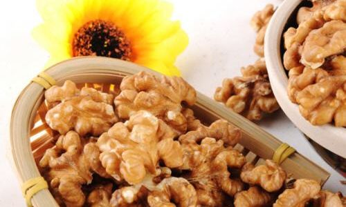 How to Eliminate the Bitter Taste in Walnuts