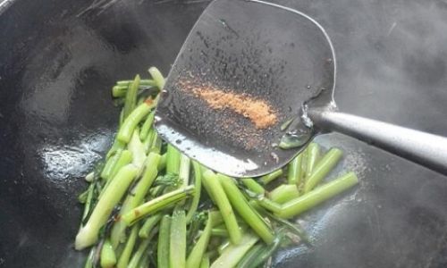 How to Thoroughly Clean Chinese Flowering Kale