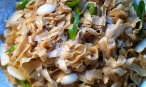 Mastering the Art of Stir-Frying Tofu Skin:A Culinary Journey