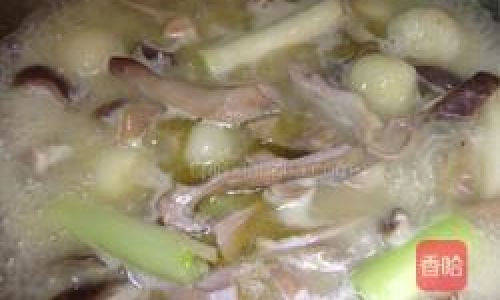 Mastering the Art of Cooking Pork Belly Strips with Bamboo Shoots:A Culinary Journey
