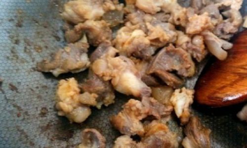 How to Determine Freshness in Beef Tendons