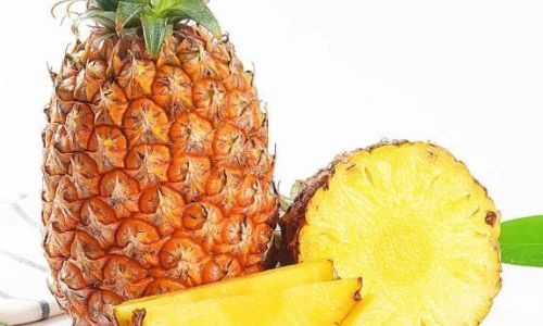 How to Determine the Ripeness of Red Asian Pears