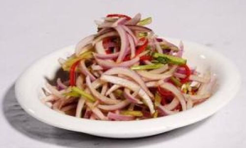 How to Make a Refreshing Onion Salad:A Step-by-Step Guide