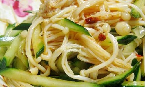 Mastering the Art of Making Delicious Marinated Enoki Mushrooms