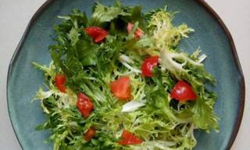 How to Make a Delicious and Refreshing Cold Salad with Chicory
