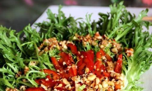 How to Make a Delicious and Refreshing Cold Salad with Chicory