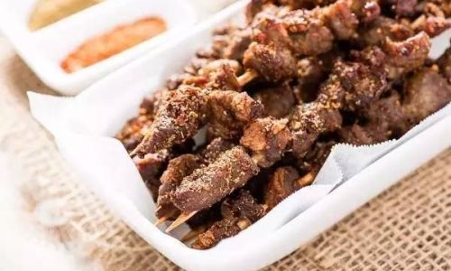 How to Grill Delicious Lamb Kebabs
