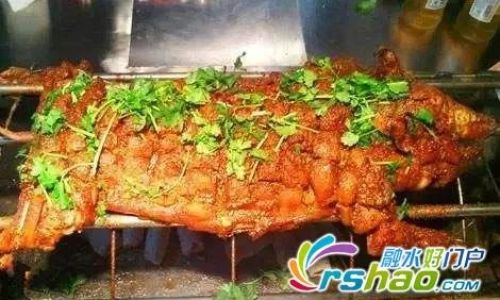 Mastering the Art of Roasting a Delicious Perfumed Pig