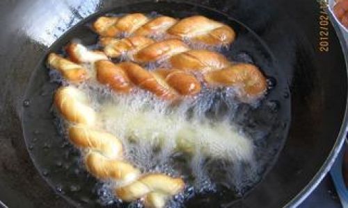 Mastering the Art of Determining When Oil is Properly Heated