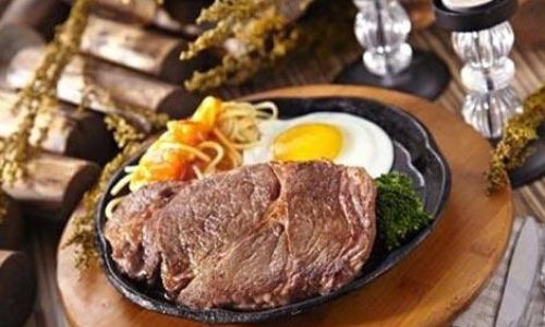 How to Tell if Grilled Beef is Cooked to Perfection