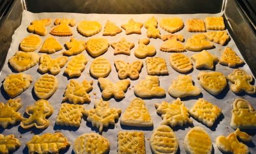 How to Determine if Your Butter Cookies are Perfectly Baked