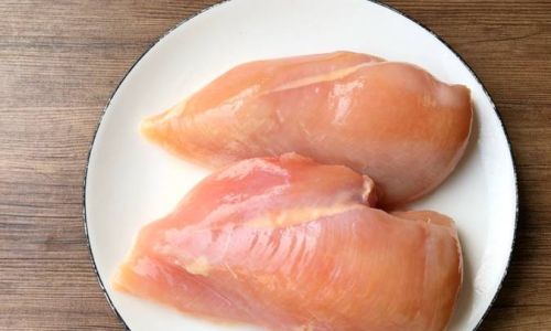 How to Safely and Effectively Thaw Chicken Breast