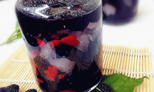 How to Easily Make Mulberry Wine at Home