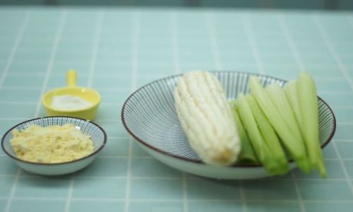 How to Peel Dry Glutinous Corn Efficiently