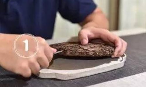 A Comprehensive Guide on How to Break and Serve Tea Cakes